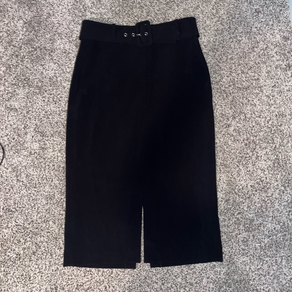 Black pencil skirt with double slit size 6 never worn
